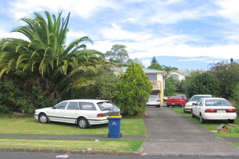 Photo of property in 5 Claridge Street, Glen Eden, Auckland, 0602