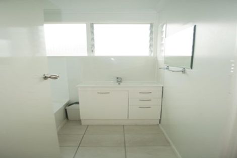 Photo of property in 23 Longburn Road, Henderson, Auckland, 0610