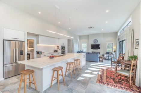 Photo of property in 19 Lindsay Road, Levin, 5510