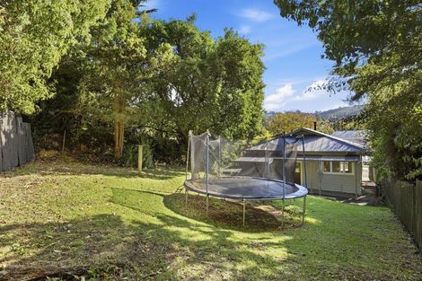 Photo of property in 105 Kaikorai Valley Road, Glenross, Dunedin, 9011