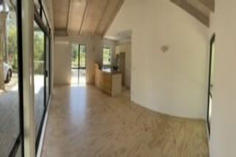 Photo of property in 7a Erica Road, Sunnynook, Auckland, 0620