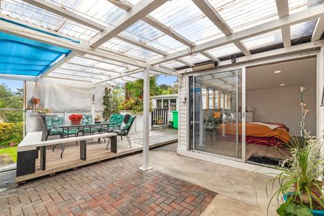 Photo of property in 91 Barrys Road, Glendene, Auckland, 0602