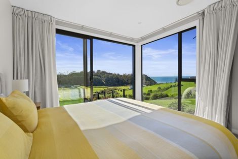 Photo of property in 26 Taha Puke Road, Okura Bush, Albany, 0794