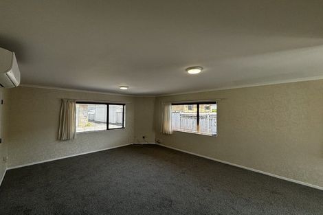 Photo of property in 2/219 Mangorei Road, Merrilands, New Plymouth, 4312