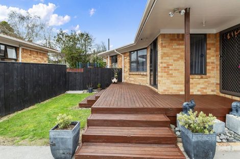 Photo of property in 14 Holloway Place, Forest Lake, Hamilton, 3200