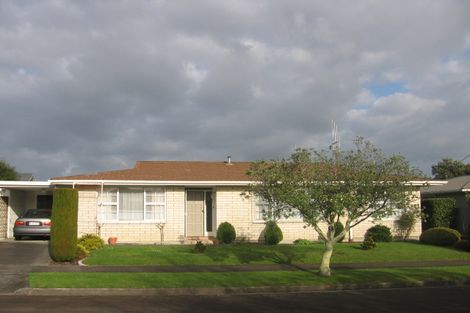 Photo of property in 1 Marsden Place, Awapuni, Palmerston North, 4412