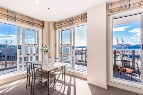 Photo of property in Stadium Garden Flats, 506/107 Thorndon Quay, Pipitea, Wellington, 6011