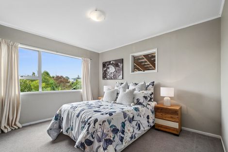 Photo of property in 15 Annison Avenue, Glen Eden, Auckland, 0602