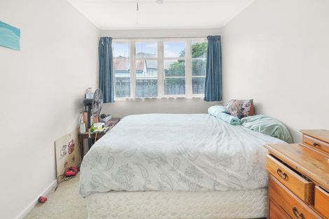 Photo of property in 24 Paul Crescent, Fairfield, Hamilton, 3214