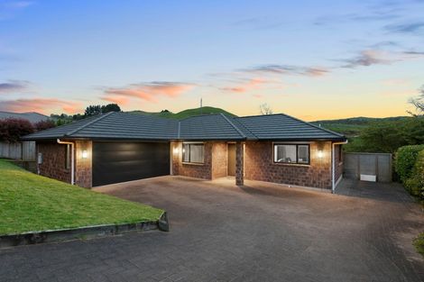 Photo of property in 40 Falcon Drive, Welcome Bay, Tauranga, 3112