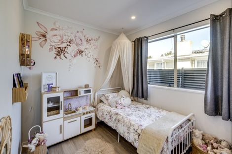 Photo of property in 37 Norwich Crescent, Tamatea, Napier, 4112