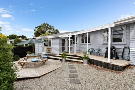 Photo of property in 1 Hatea Place, Dinsdale, Hamilton, 3204