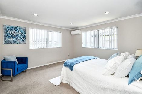 Photo of property in 11 Rohi Place, Flat Bush, Auckland, 2019
