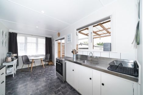 Photo of property in 34 Taylor Avenue, Feilding, 4702