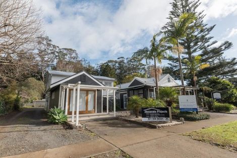 Photo of property in 132 Kerikeri Road, Kerikeri, 0230