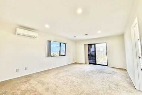 Photo of property in 51 James Laurie Street, Henderson, Auckland, 0612