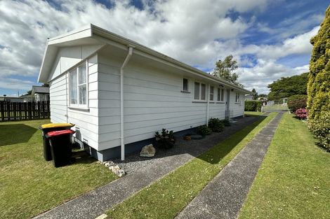 Photo of property in 22 Thompson Street, Tokoroa, 3420