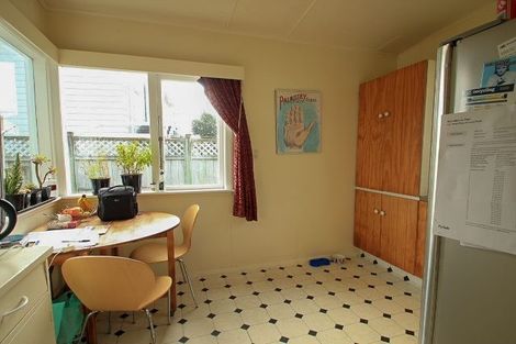 Photo of property in 2/31 Tahi Street, Miramar, Wellington, 6022