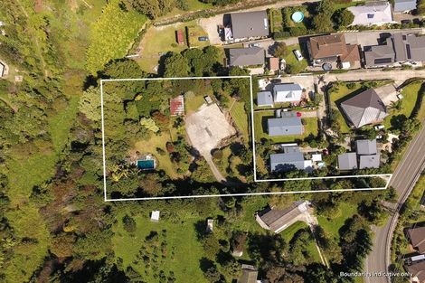 Photo of property in 33 Waikite Road, Welcome Bay, Tauranga, 3112