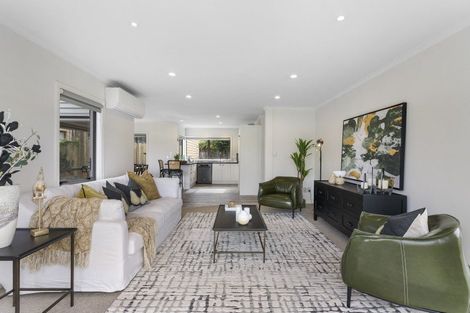 Photo of property in 17e Pakuranga Road, Pakuranga, Auckland, 2010