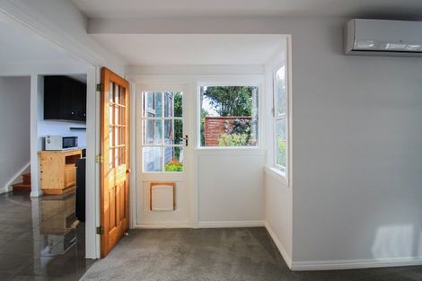 Photo of property in 6 Matai Terrace, Eastbourne, Lower Hutt, 5013