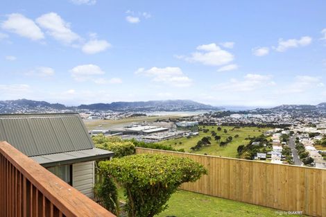 Photo of property in 6 Kekerenga Street, Strathmore Park, Wellington, 6022