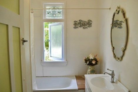 Photo of property in 27 Toi Street, Otaki Beach, Otaki, 5512