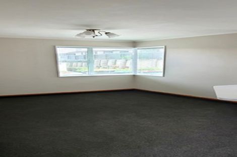 Photo of property in 8 Burns Street, Westown, New Plymouth, 4310