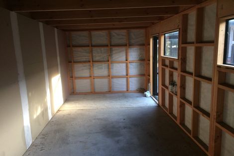 Photo of property in 2/84 Holly Road, St Albans, Christchurch, 8014