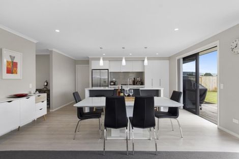 Photo of property in 18c No 2 Road, Te Puke, 3119