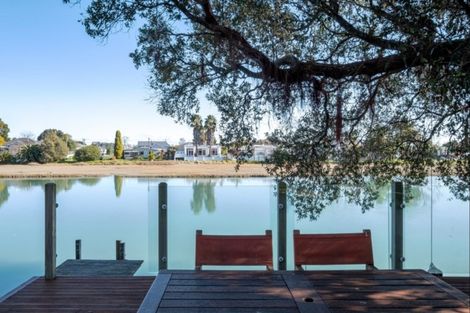 Photo of property in 82 Stout Street, Whataupoko, Gisborne, 4010