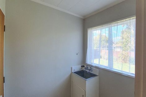 Photo of property in 23 Wallace Place, Hokowhitu, Palmerston North, 4410