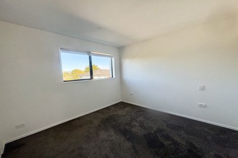 Photo of property in 4/61 Matipo Road, Te Atatu Peninsula, Auckland, 0610