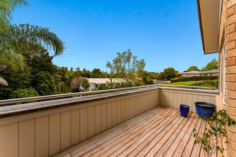 Photo of property in 12 Stonedge Lane, Rosedale, Auckland, 0632