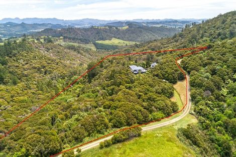 Photo of property in 595 Boat Harbour Road, Whenuakite, Whitianga, 3591