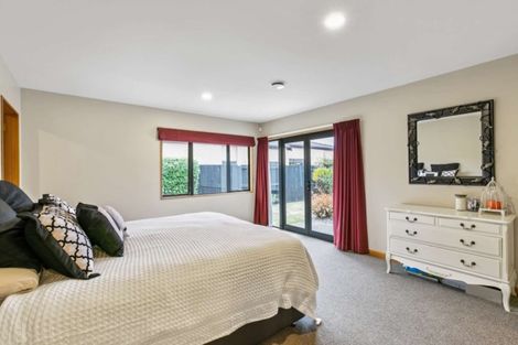 Photo of property in 82 Beachwater Drive, Papamoa Beach, Papamoa, 3118