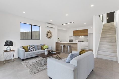 Photo of property in 34 Waihou Crescent, Albany Heights, Auckland, 0632