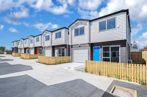 Photo of property in 9c Edgerton Road, Te Atatu Peninsula, Auckland, 0610