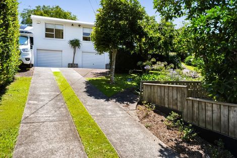 Photo of property in 22 Awanui Street, Merrilands, New Plymouth, 4312
