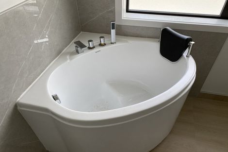 Photo of property in 13 Loftus Place, Flagstaff, Hamilton, 3210