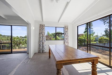 Photo of property in 18 Norwich Avenue, Spotswood, New Plymouth, 4310