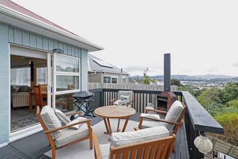 Photo of property in 4 Leveson Street, Strathmore Park, Wellington, 6022