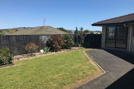 Photo of property in 24 Woodcroft Way, Pukekohe, 2120