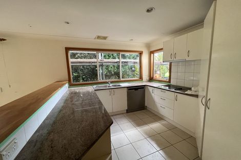 Photo of property in 2/25 Seacliffe Avenue, Belmont, Auckland, 0622