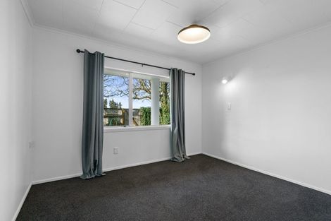 Photo of property in 35 Carlyle Street, Leamington, Cambridge, 3432