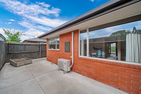 Photo of property in 2/15 Dilworth Street, Riccarton, Christchurch, 8011