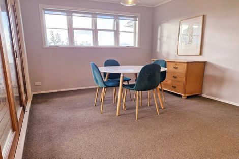 Photo of property in 53 Sunnyside Road, Sunnyvale, Auckland, 0612