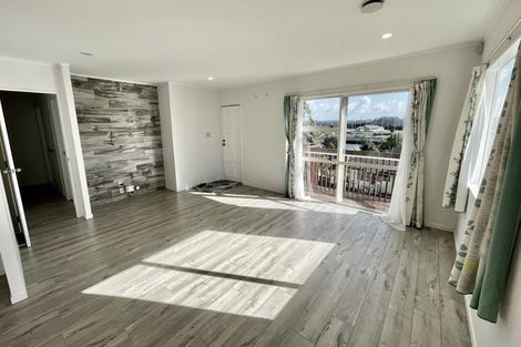 Photo of property in 1/42 Barbados Drive, Unsworth Heights, Auckland, 0632