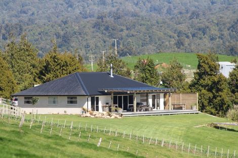 Photo of property in 1160 No 2 Road, Te Ranga, Te Puke, 3182