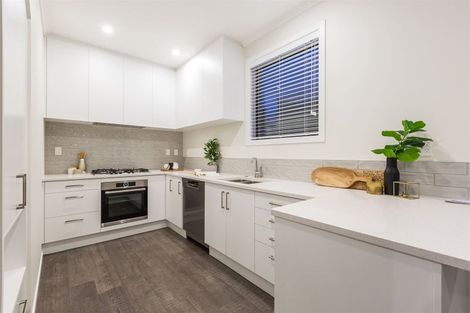 Photo of property in 3a Koreke Close, Kenepuru, 5022